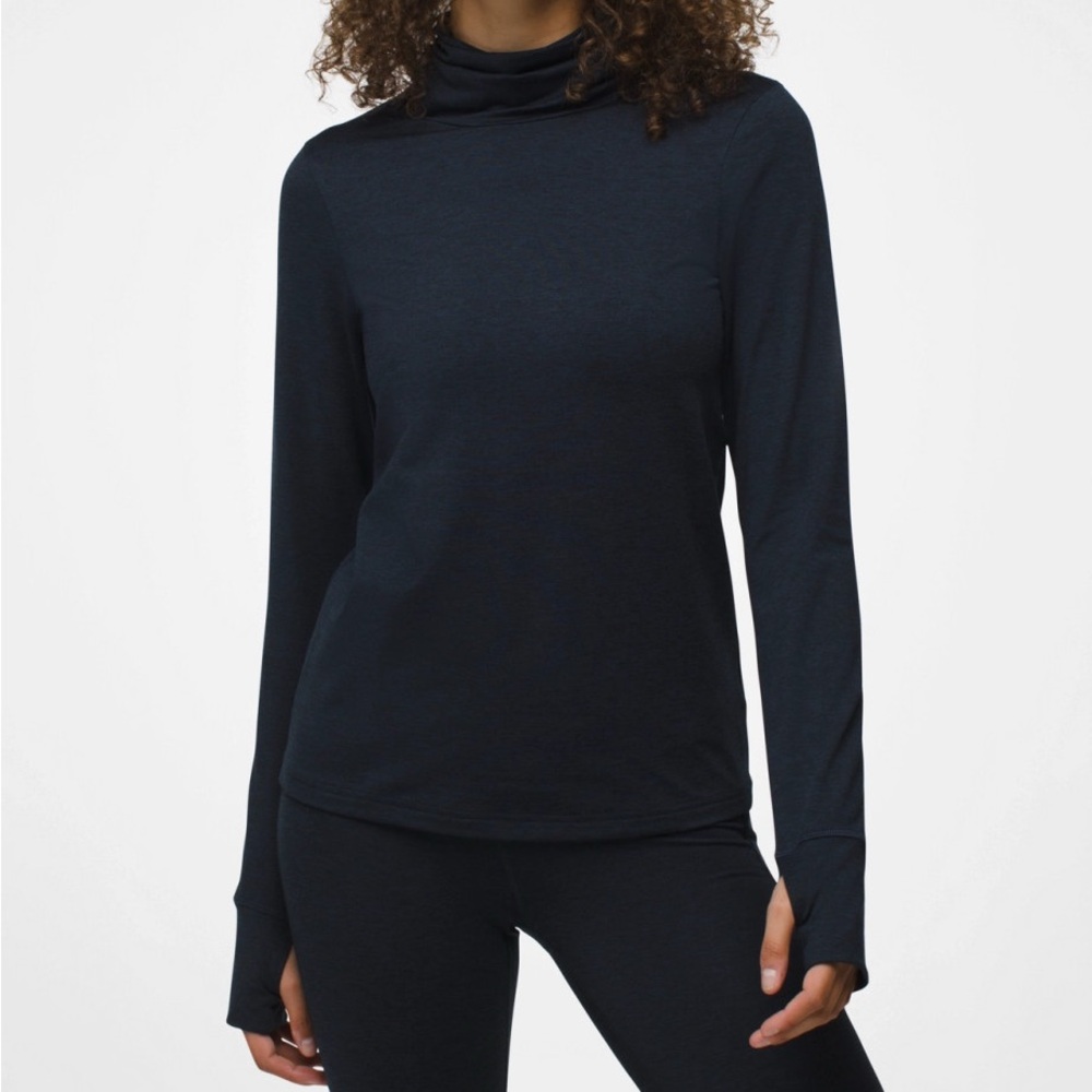 Prana Women’s Navy Long-Sleeve Turtleneck Top